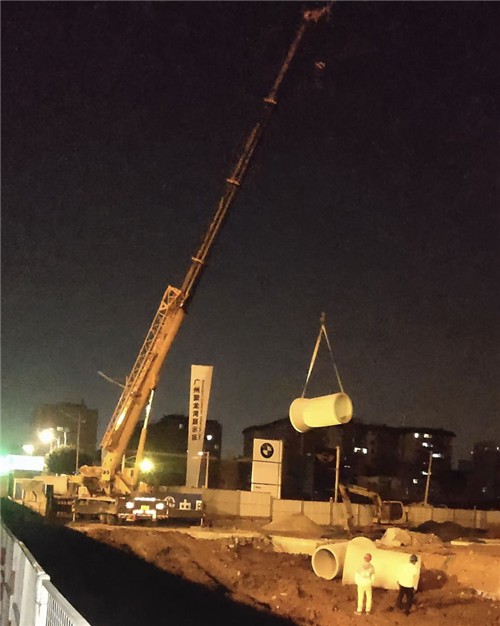 田阳区“弯臂矫正”—— 吊车的 “形变补偿” 技术